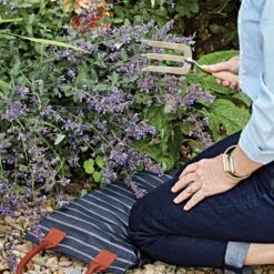 Garden Kneeler Blue By Sofie Conran -Gardeners Edge Sales 23smge 2