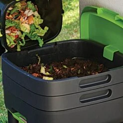 Maze Worm Farm -Gardeners Edge Sales 5rsi mc worm compost 1