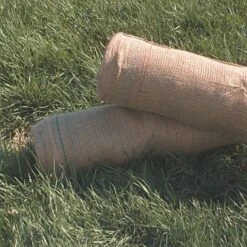 Burlap Roll 7oz. Plain 72in X 100 Yds