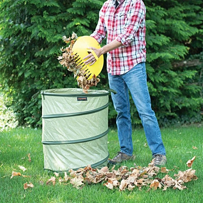 Fiskars Kangaroo Pop-Up Bag 30-Gallon With HardShell Base 12 Fiskars Kangaroo Pop-Up Bag 30-Gallon With HardShell Base - Image 10