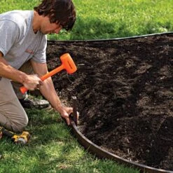 Leonard Lumber Edge Landscape Edging Kits -Gardeners Edge Sales a1430br live install 1