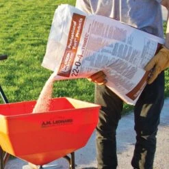 The Andersons 22-0-4 Turf Fertilizer With Trimec Post-Emergent Herbicide, 40 Lb Bag -Gardeners Edge Sales a2250wf4 4