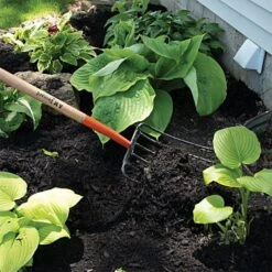 Leonard 6 Tine Forged Steel Manure Fork, 30-inch D-Grip Handle -Gardeners Edge Sales amf6d 4