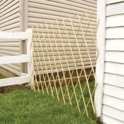 Natural Bamboo Expandable Trellis -Gardeners Edge Sales bat4 10