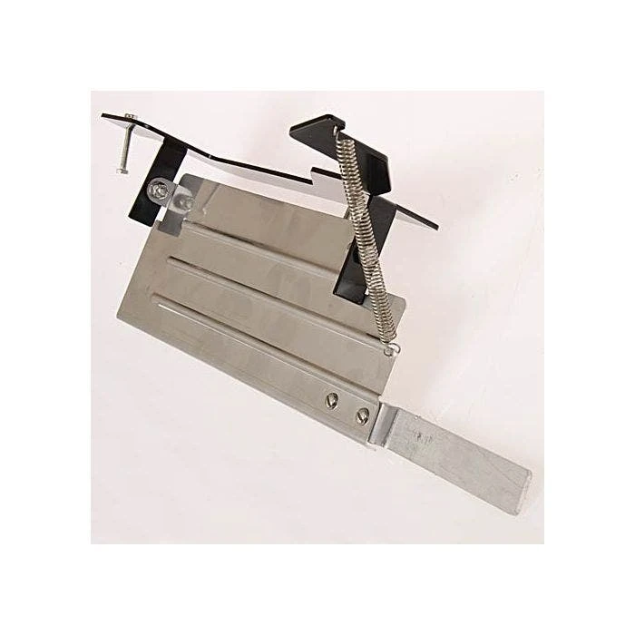 Leonard Side Deflector For AM70 Series Spreaders 8 Leonard Side Deflector For AM70 Series Spreaders - Image 6