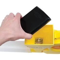 Dustin-Mizer Hand Crank Duster Applicator 1.5 Lb Hopper -Gardeners Edge Sales dm1212 4