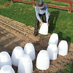 Frost Guard 19 Frost Guard -Gardeners Edge Sales frgd 7