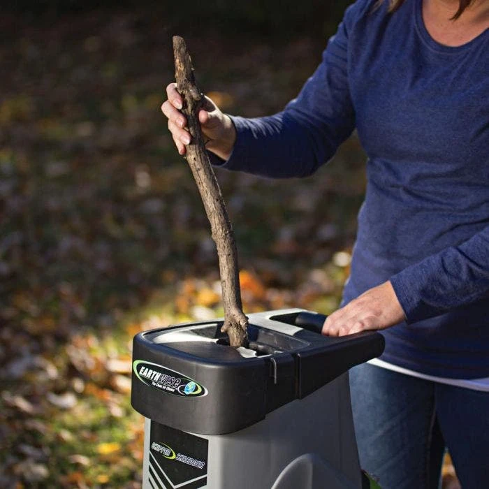 Earthwise 15-Amp Chipper Shredder With Collection Bin 5 Earthwise 15-Amp Chipper Shredder With Collection Bin - Image 3