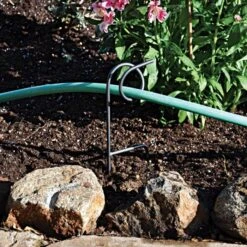 PLANT-SAVING HOSE GUIDE - 3 PACK -Gardeners Edge Sales ihg 18 5 1