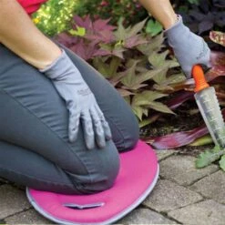 Kneelo Ultra-Cushion Kneeler SANGRIA -Gardeners Edge Sales kneelo 6p 6