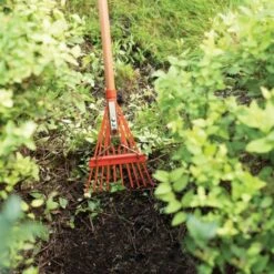 Leonard Narrow Shrub Rake, 54in Handle -Gardeners Edge Sales msr 208 3