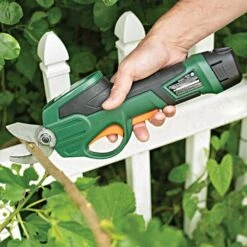 Scotts Cordless Lithium Pruner With Pole -Gardeners Edge Sales pr17216ps 9