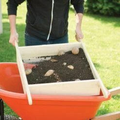 Wheelbarrow Sifter For Compost And Soil -Gardeners Edge Sales s22 6