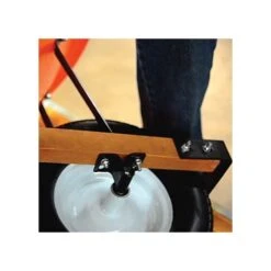 Leonard 6 Cubic Foot Capacity Poly Tray Wheelbarrows 22 Leonard 6 Cubic Foot Capacity Poly Tray Wheelbarrows -Gardeners Edge Sales vp wb 8